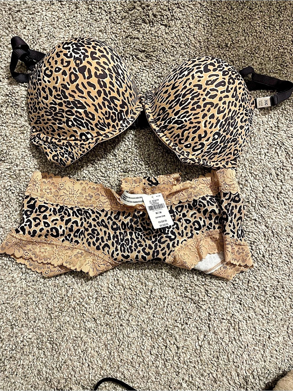 Victoria's Secret Push-Up Leopard Print Bra Set 36C NWT